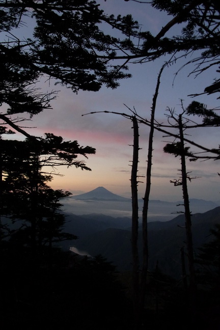 夜明けの富士山 夜明けの富士山